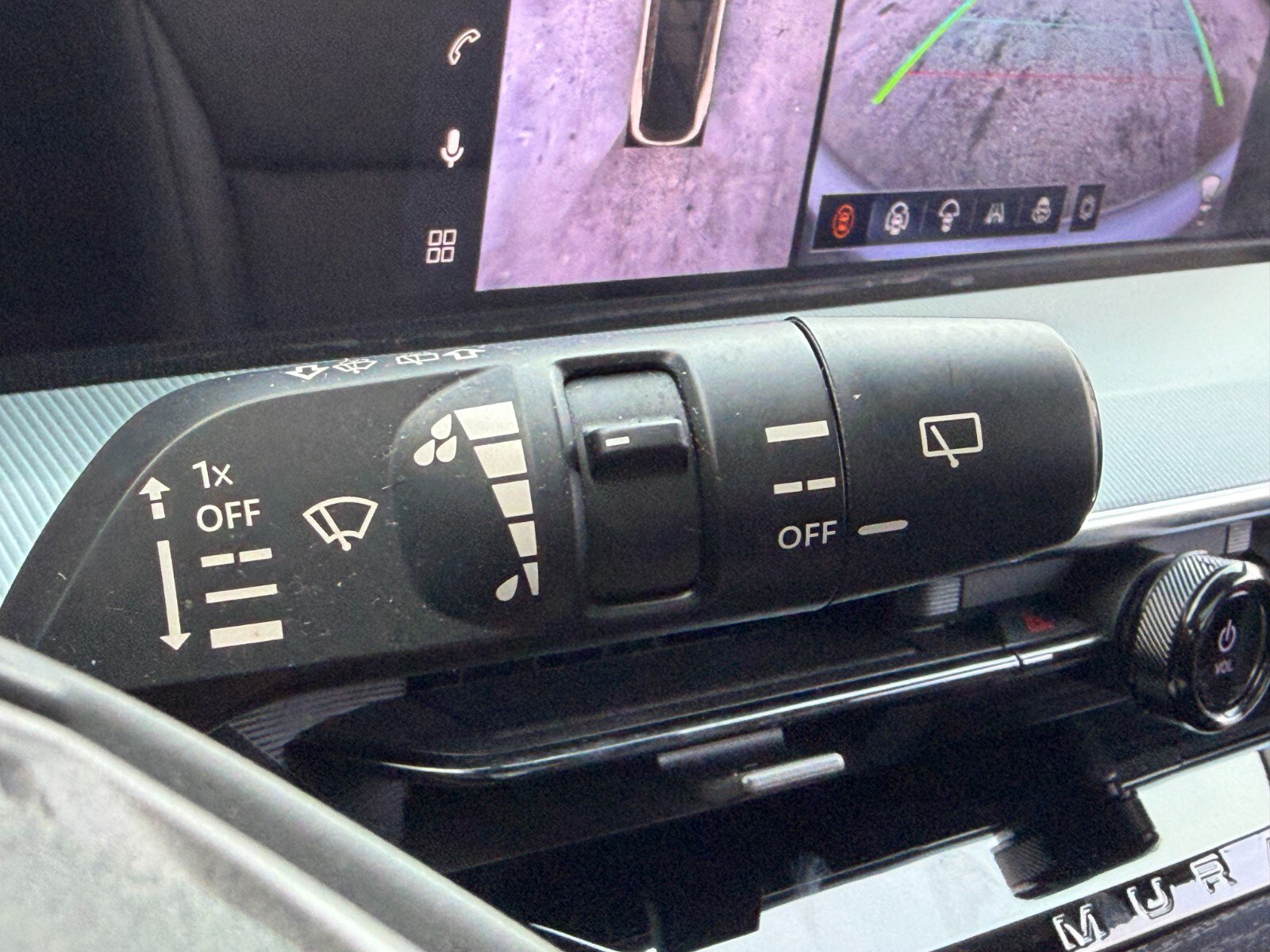 Certified 2025 Nissan Murano SL w/ Cargo Package AWD/4WD image 32