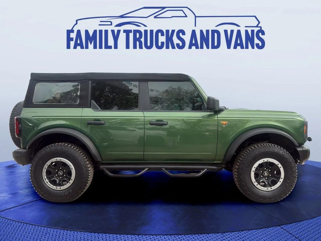 Used 2022 Ford Bronco Badlands w/ Sasquatch Package image 4