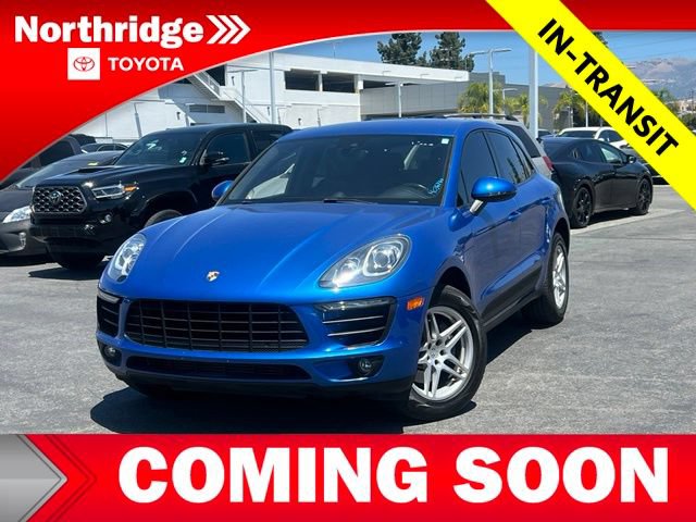 Used 2018 Porsche Macan AWD/4WD image 3
