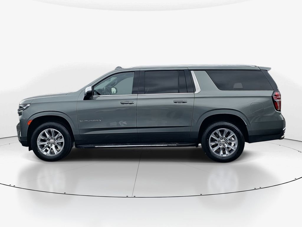 Used 2023 Chevrolet Suburban Premier image 9