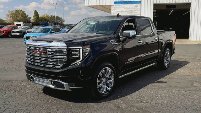 New 2026 GMC Sierra 1500 Denali w/ Denali Reserve Package image 4