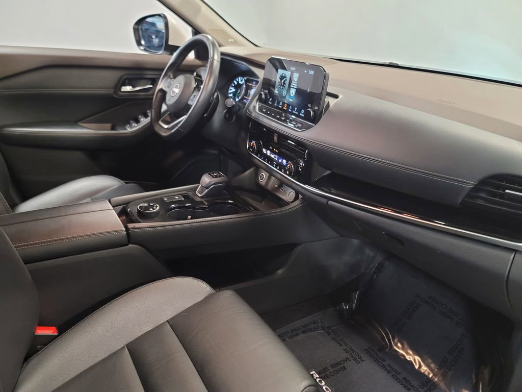 Certified 2023 Nissan Rogue SL w/ SL Premium Package image 24