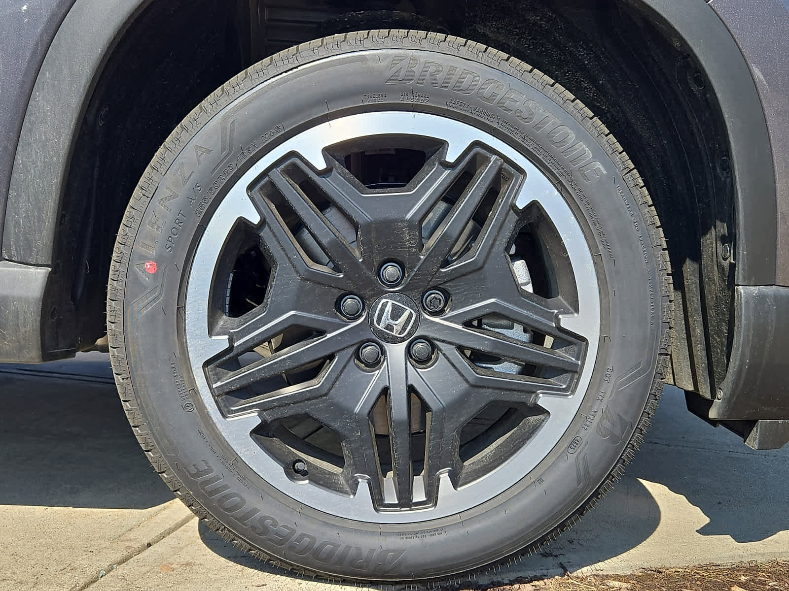 New 2026 Honda Pilot Touring image 5