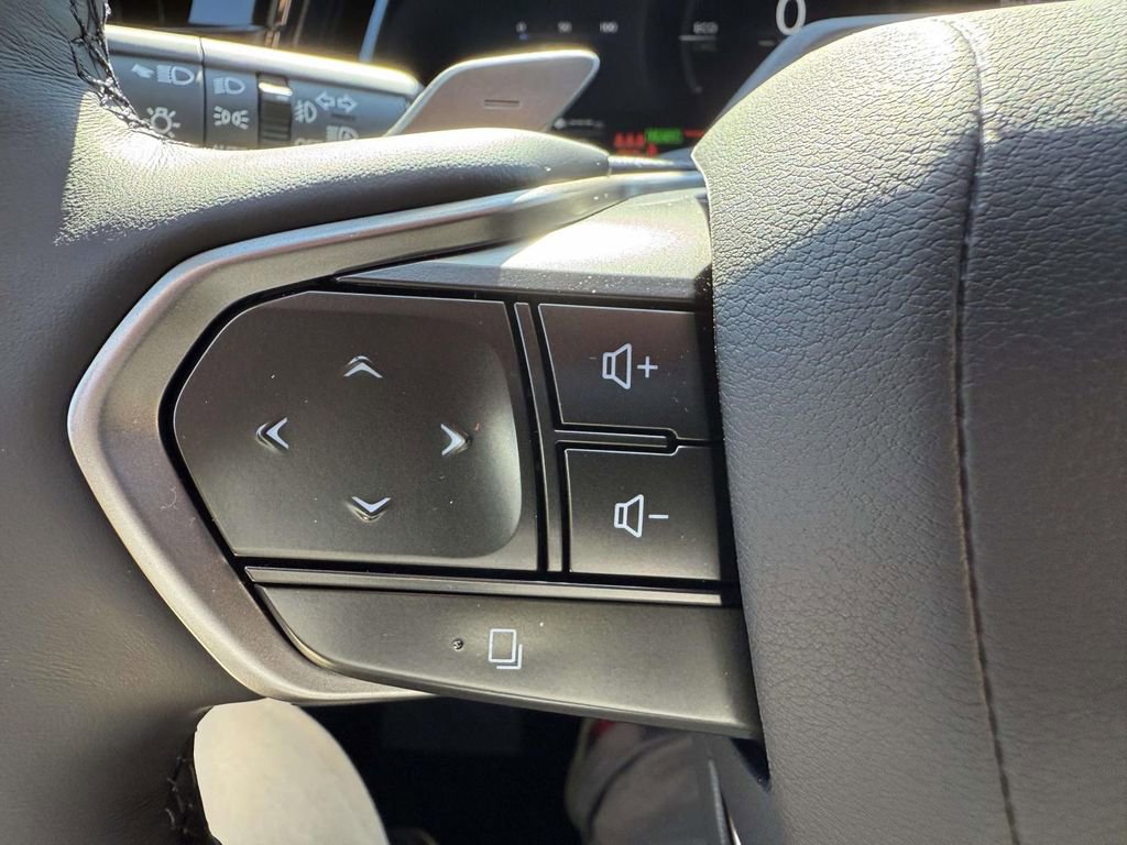 New 2026 Lexus RX 450h Luxury image 18