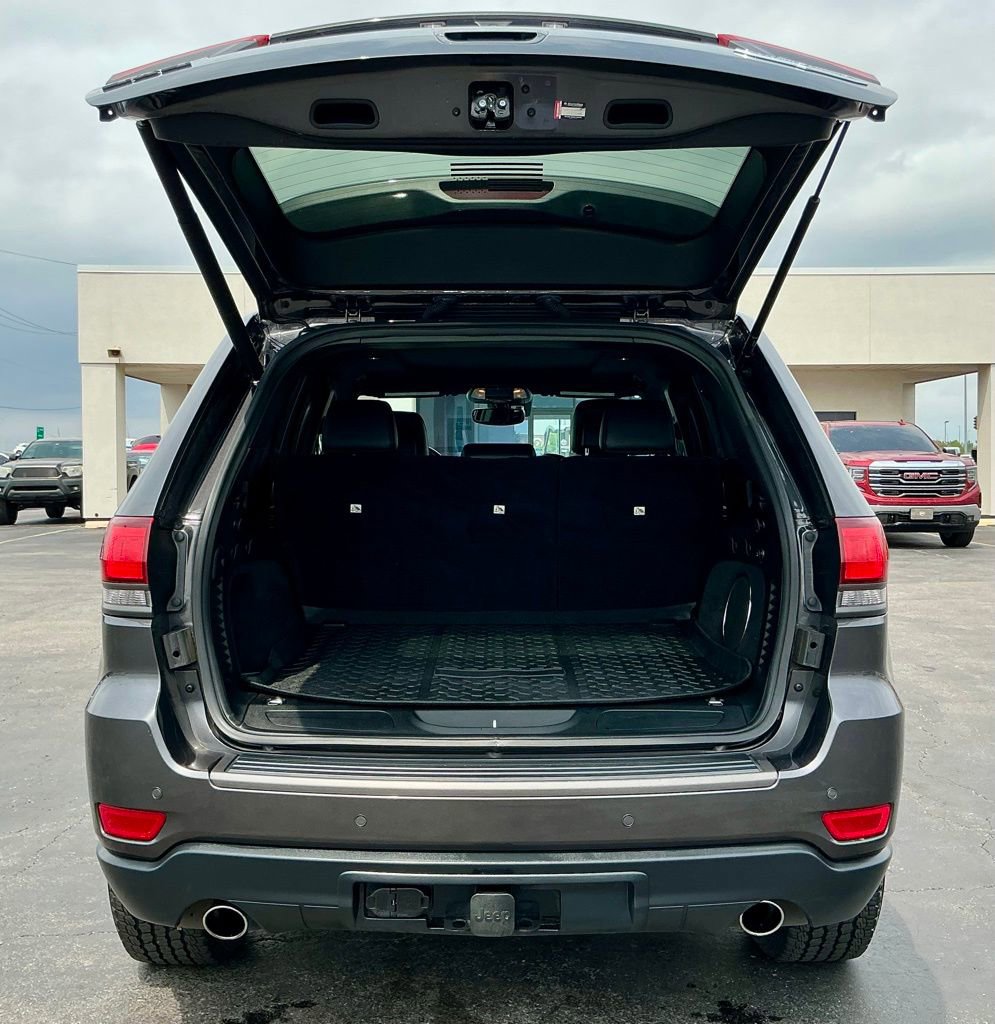 Used 2017 Jeep Grand Cherokee Trailhawk w/ Trailhawk Luxury Group image 17