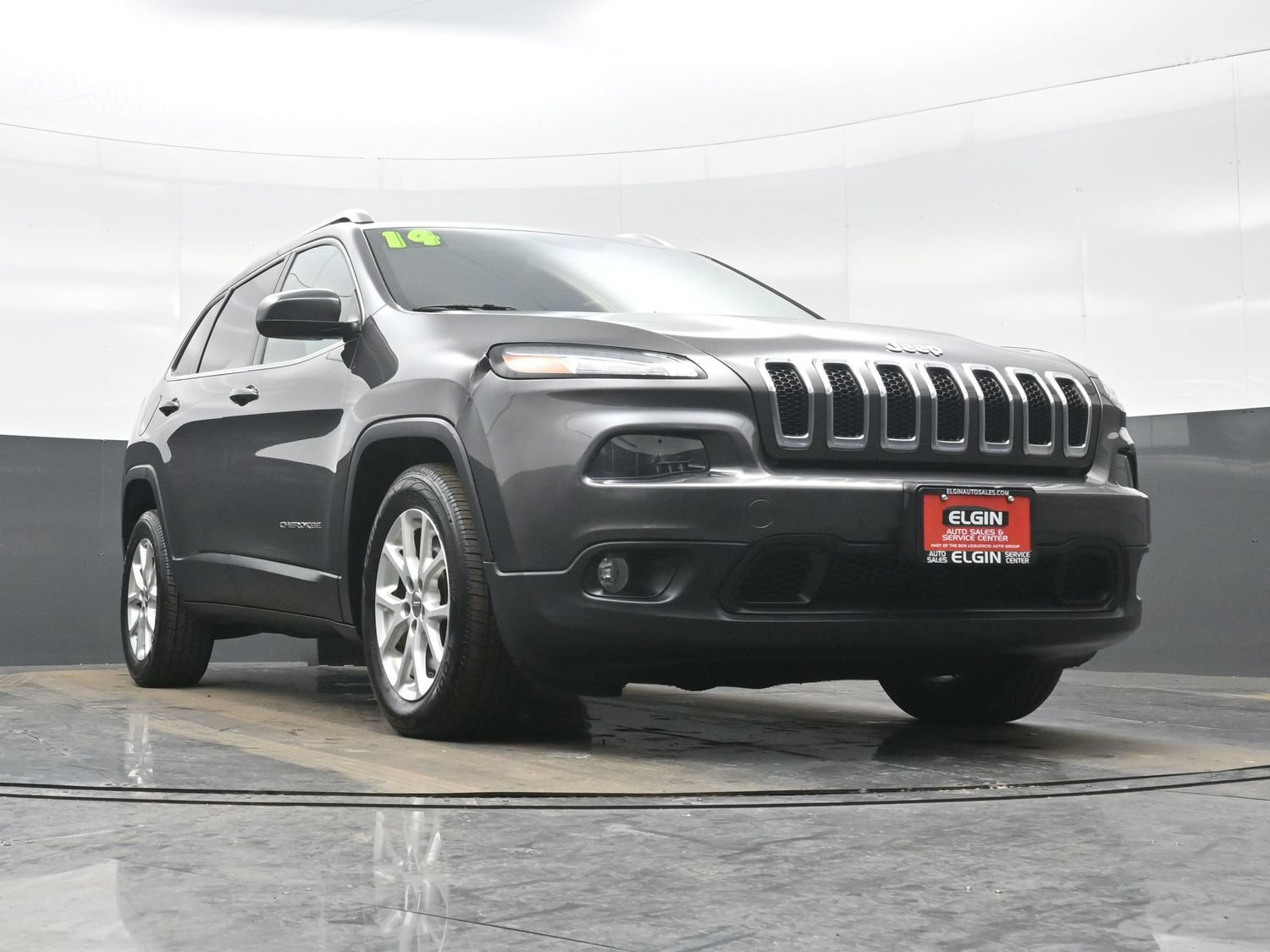 Used 2014 Jeep Cherokee Latitude FWD image 32