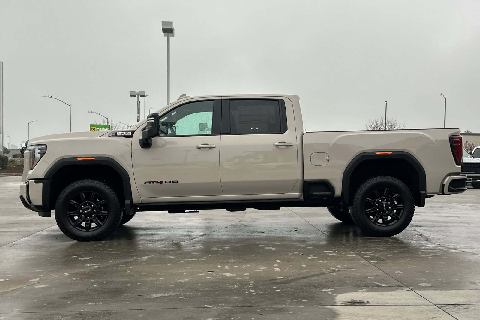 New 2026 GMC Sierra 2500 AT4 w/ AT4 Premium Plus Package image 3