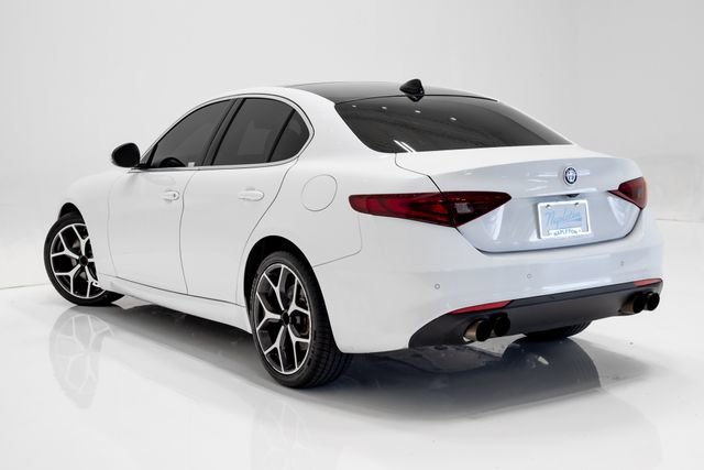 Used 2021 Alfa Romeo Giulia Ti w/ Active Assist 2 Package TI AWD/4WD image 28