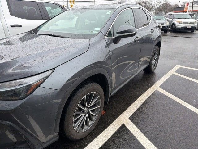 Used 2023 Lexus NX 350h AWD image 3