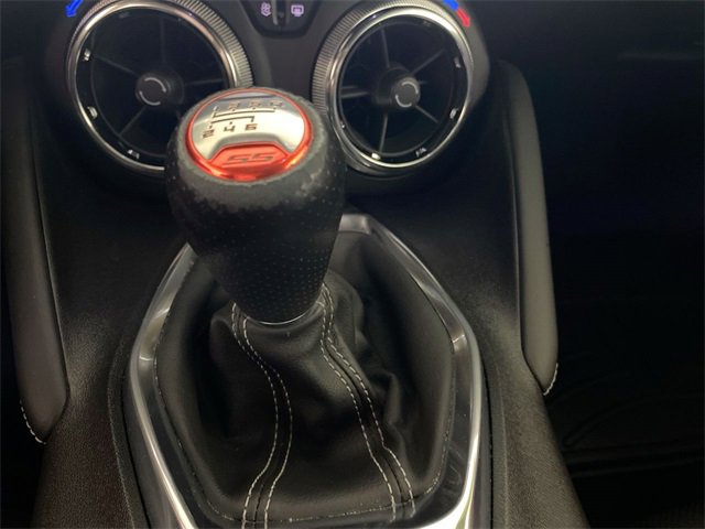 Used 2016 Chevrolet Camaro SS image 31