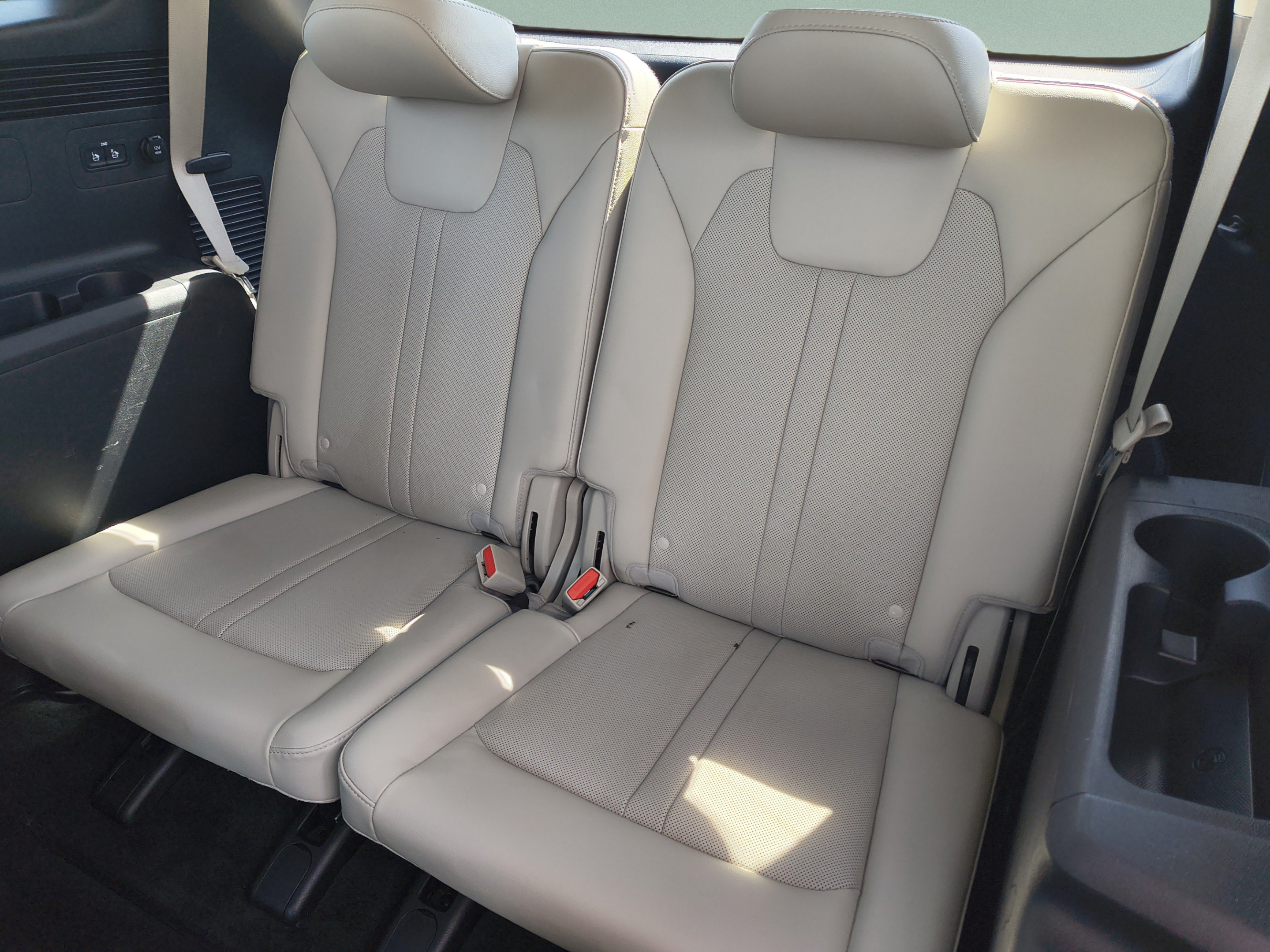Used 2022 Kia Sorento SX FWD image 18