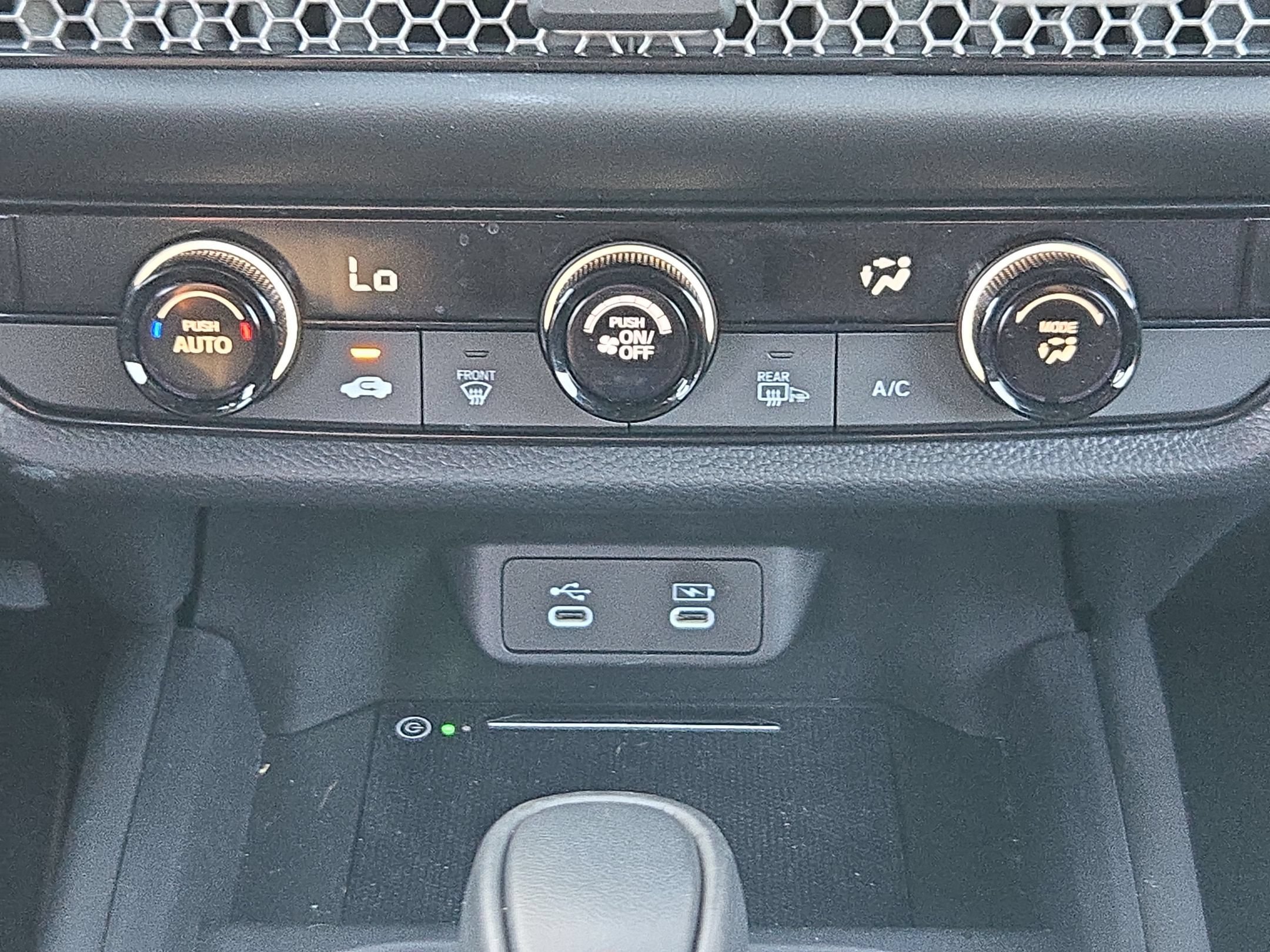 Used 2027 Honda HR-V Sport image 18