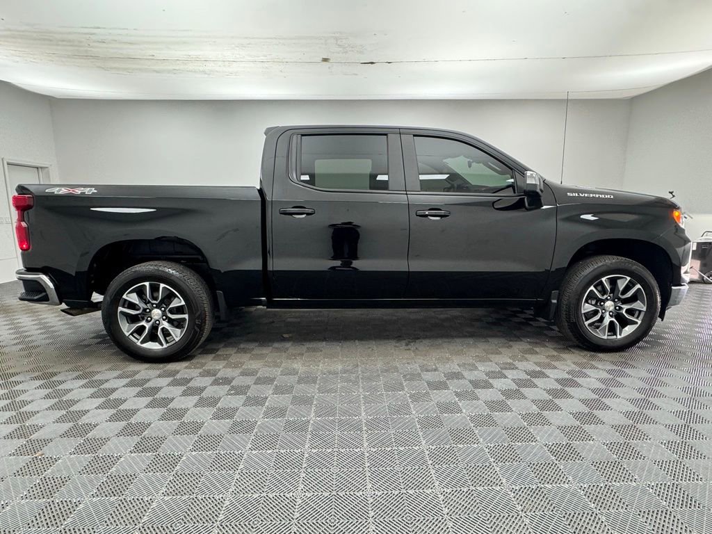 Used 2024 Chevrolet Silverado 1500 LT image 5