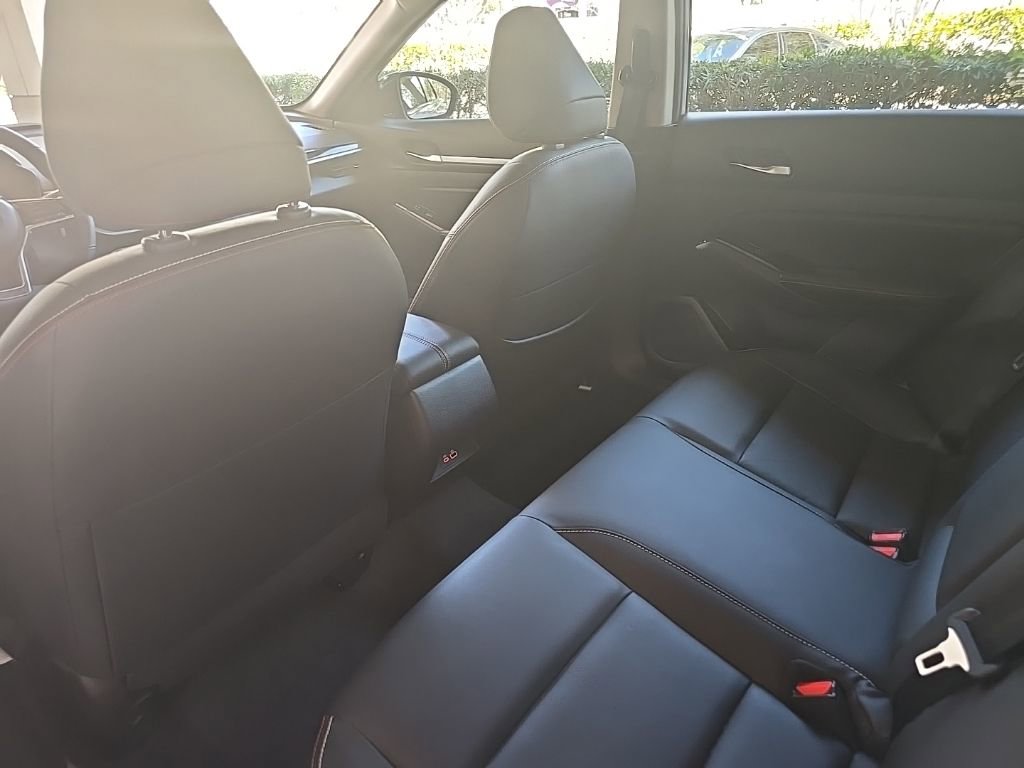 Used 2024 Nissan Altima 2.5 SR w/ SR Premium Package image 23