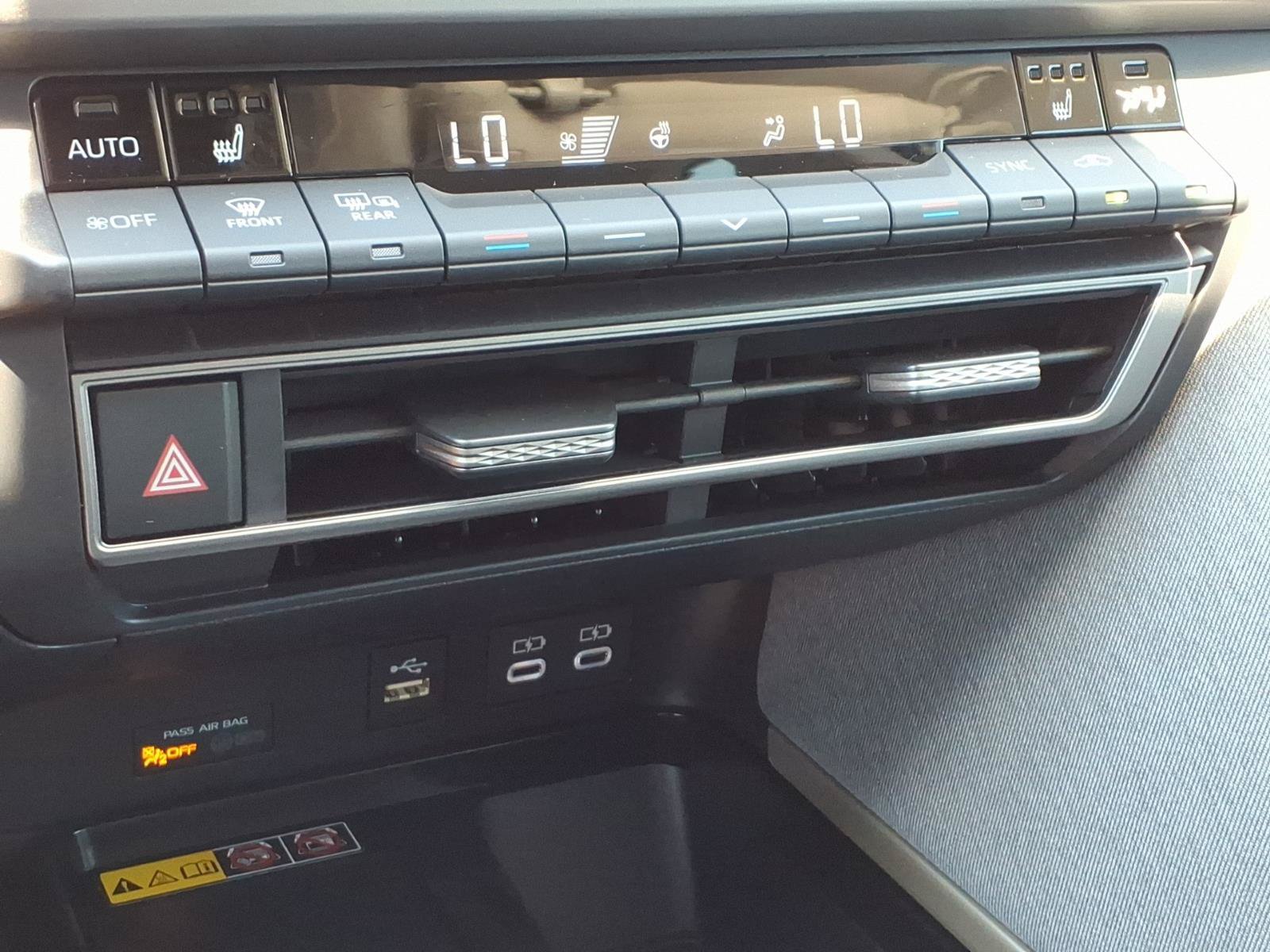 Certified 2025 Toyota Camry LE w/ Convenience Package AWD/4WD image 18