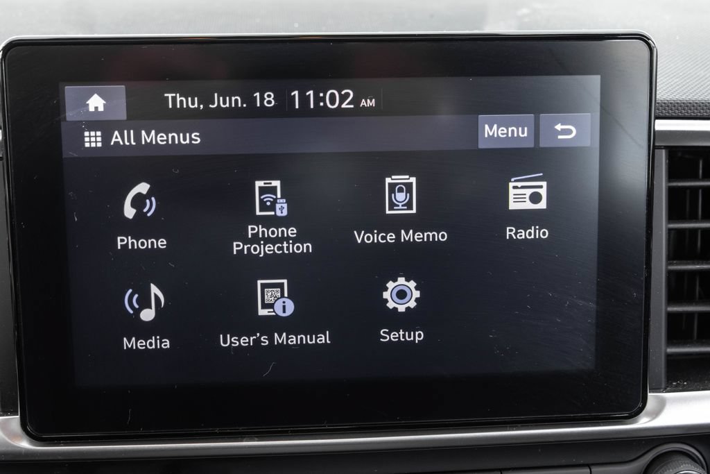 Used 2023 Hyundai Venue SEL w/ Cargo Package FWD image 17