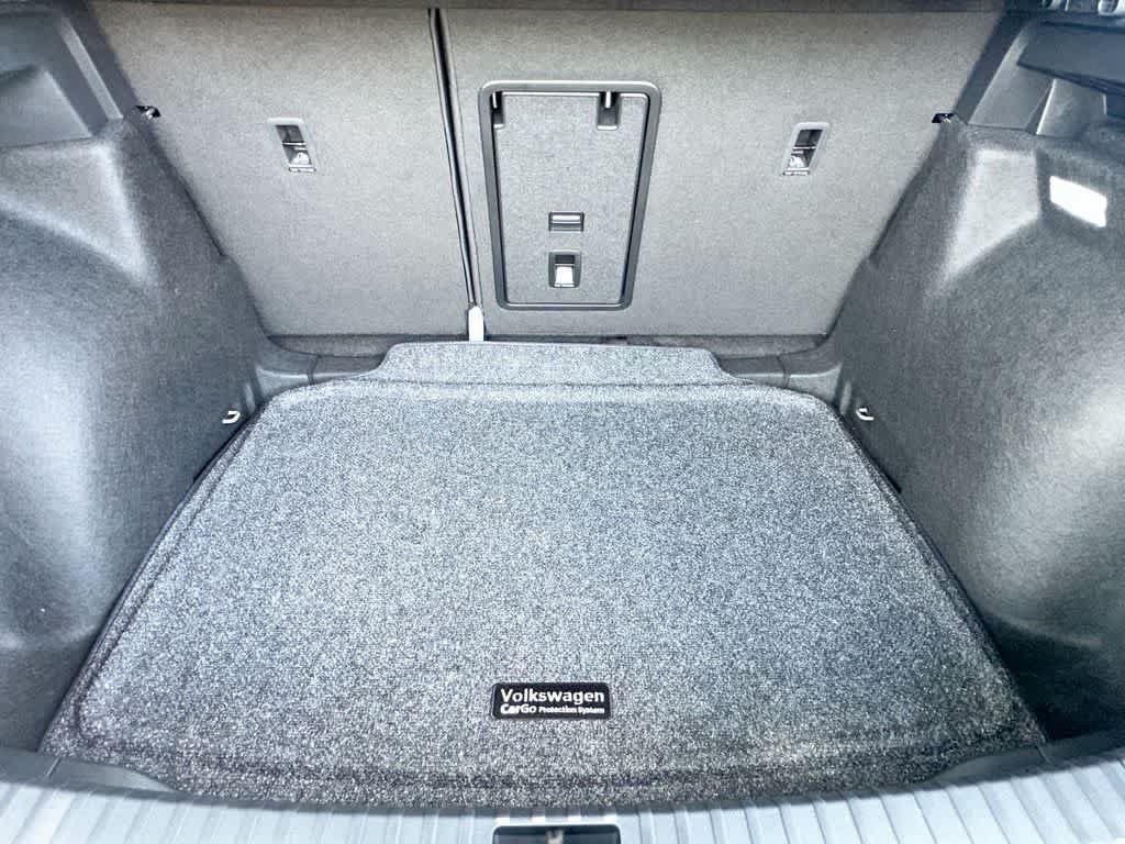 New 2026 Volkswagen Taos SE FWD image 25