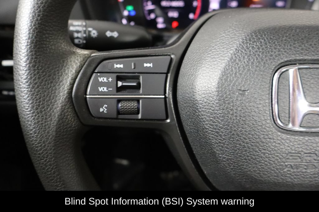 Used 2023 Honda Accord EX image 8