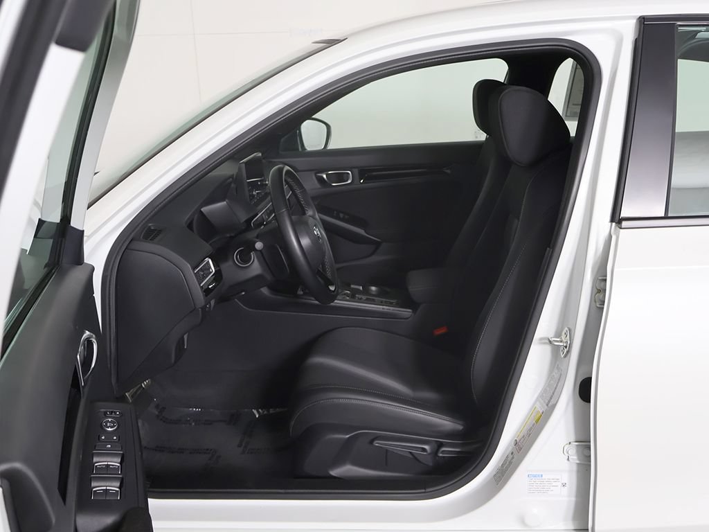 Used 2025 Honda Civic Sport image 29
