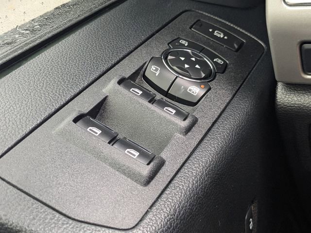 Used 2017 Ford F250 Lariat w/ Chrome Package image 27