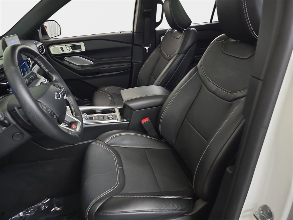 Used 2020 Ford Explorer ST w/ ST Street Pack image 19