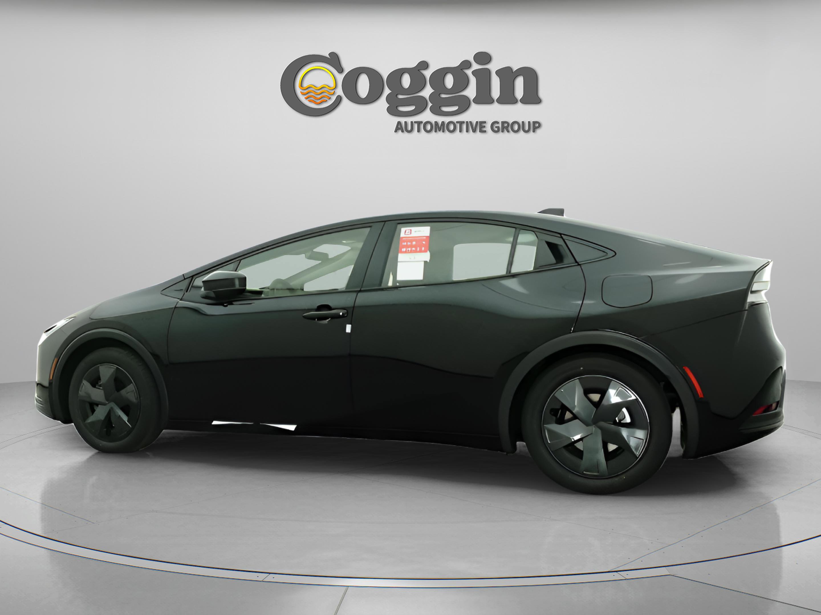New 2026 Toyota Prius Plug-In Hybrid FWD image 7