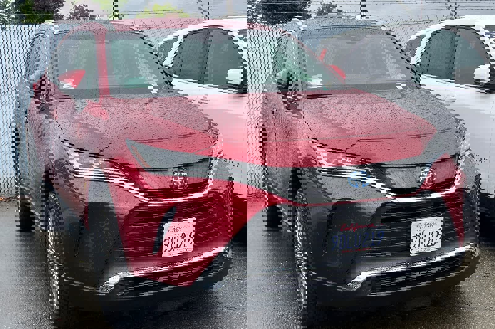 Used 2022 Toyota Venza XLE AWD/4WD image 3