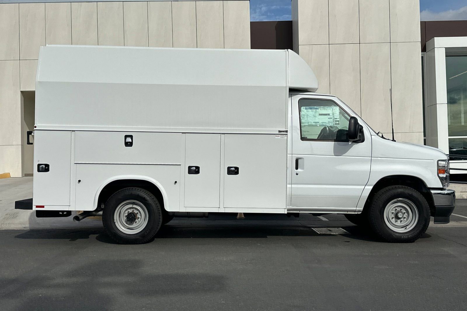 New 2026 Ford E-350 and Econoline 350 Super Duty w/ Power Equipment Group RWD image 2