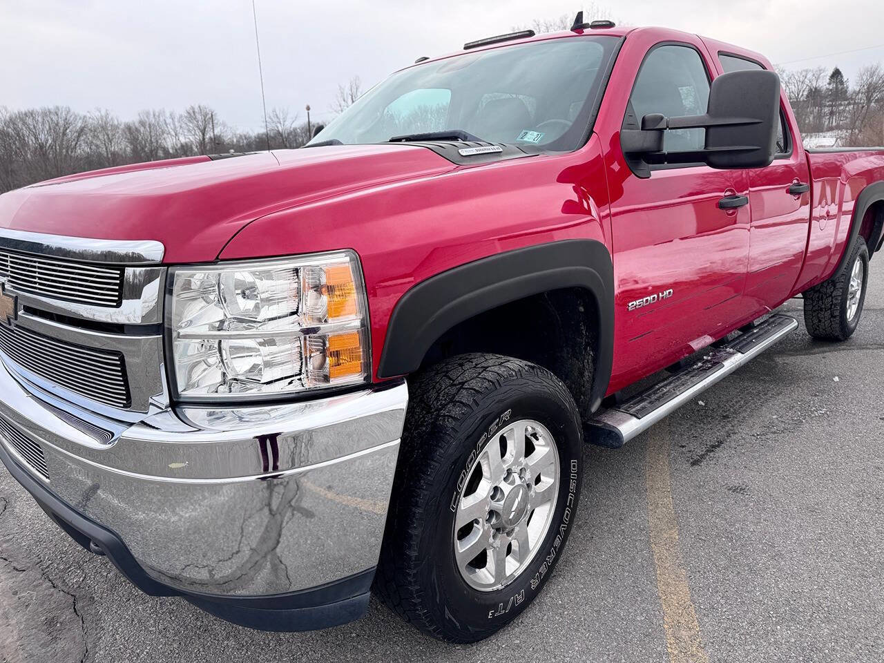 Used 2011 Chevrolet Silverado 2500 LT w/ Interior Plus Package image 4