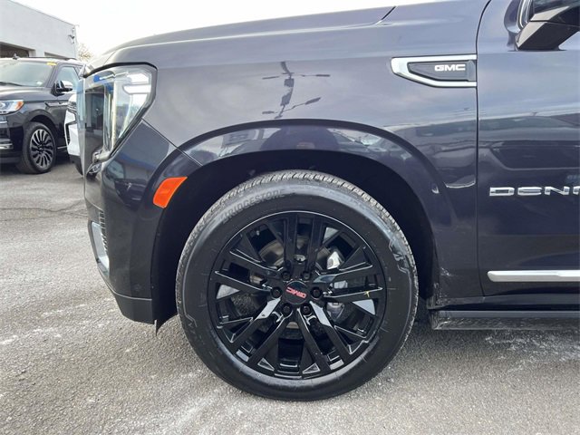 Used 2023 GMC Yukon XL Denali w/ Denali Reserve Package image 9