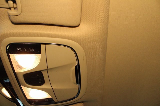 Used 2017 Jeep Cherokee Latitude w/ Comfort & Convenience Group image 29