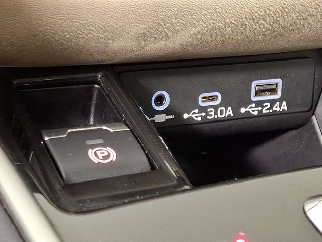 Used 2024 Subaru Outback Premium w/ Popular Package #1A AWD/4WD image 24