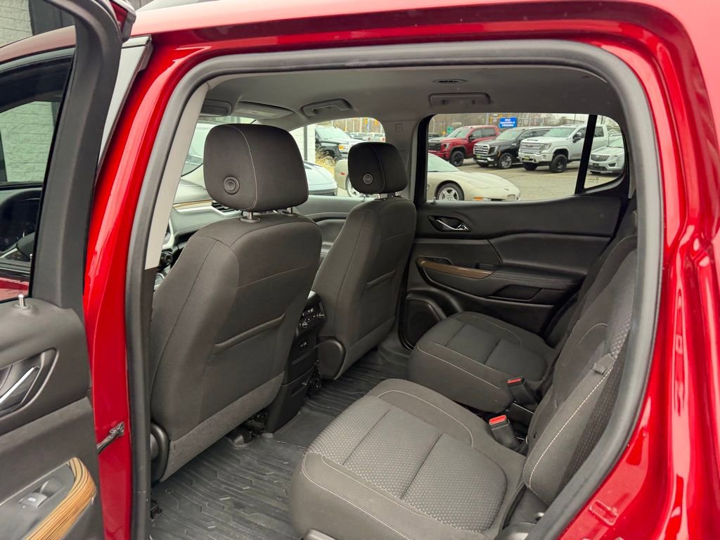 Certified 2023 GMC Acadia SLE w/ Elevation Edition image 14