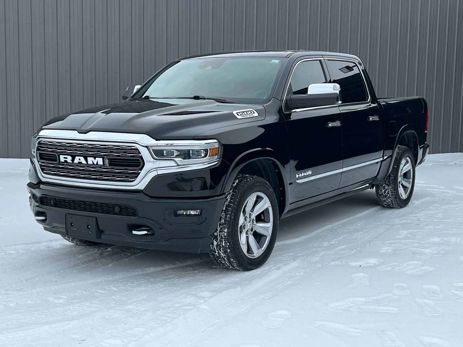 Used 2019 RAM 1500 Limited image 1