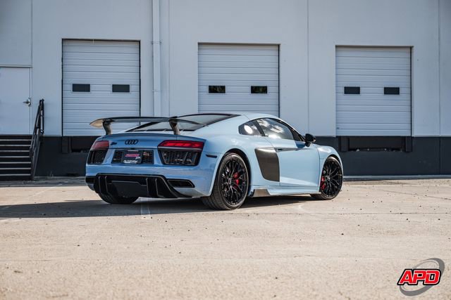 Used 2018 Audi R8 V10 w/ Premium Package image 68