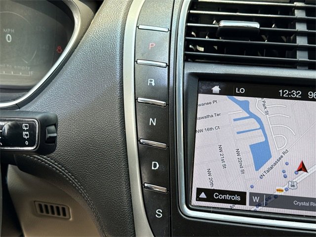 Used 2019 Lincoln Nautilus Select w/ Class II Trailer Tow Package image 34