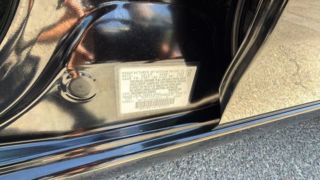 Used 2020 Nissan Versa SR FWD image 33