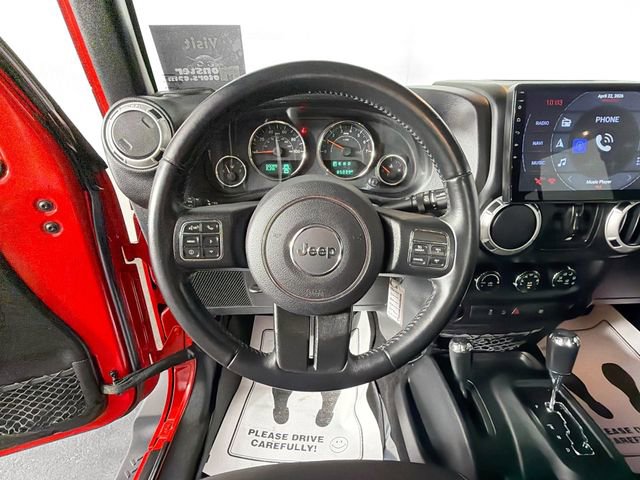 Used 2018 Jeep Wrangler Unlimited Sahara w/ Connectivity Group AWD/4WD image 10