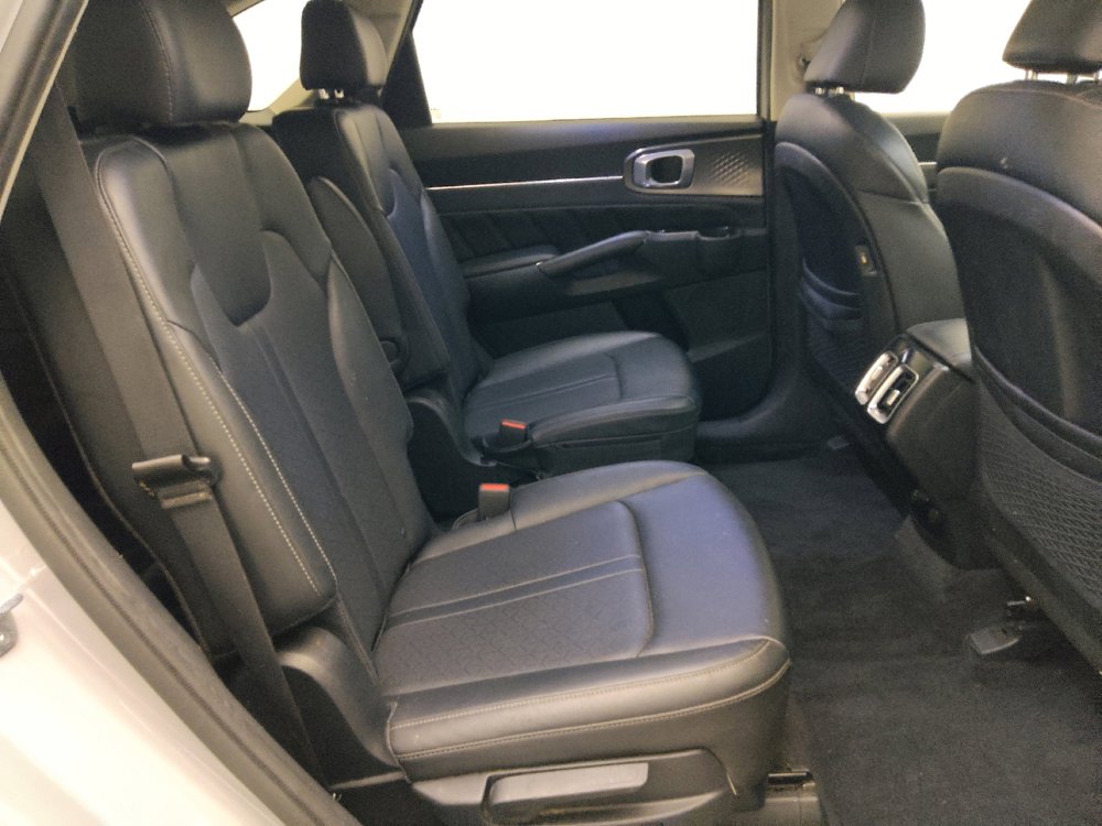 Used 2022 Kia Sorento SX FWD image 19