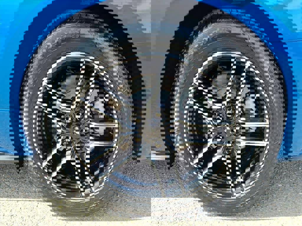 Used 2021 Ford Mustang EcoBoost w/ Equipment Group 101A image 8