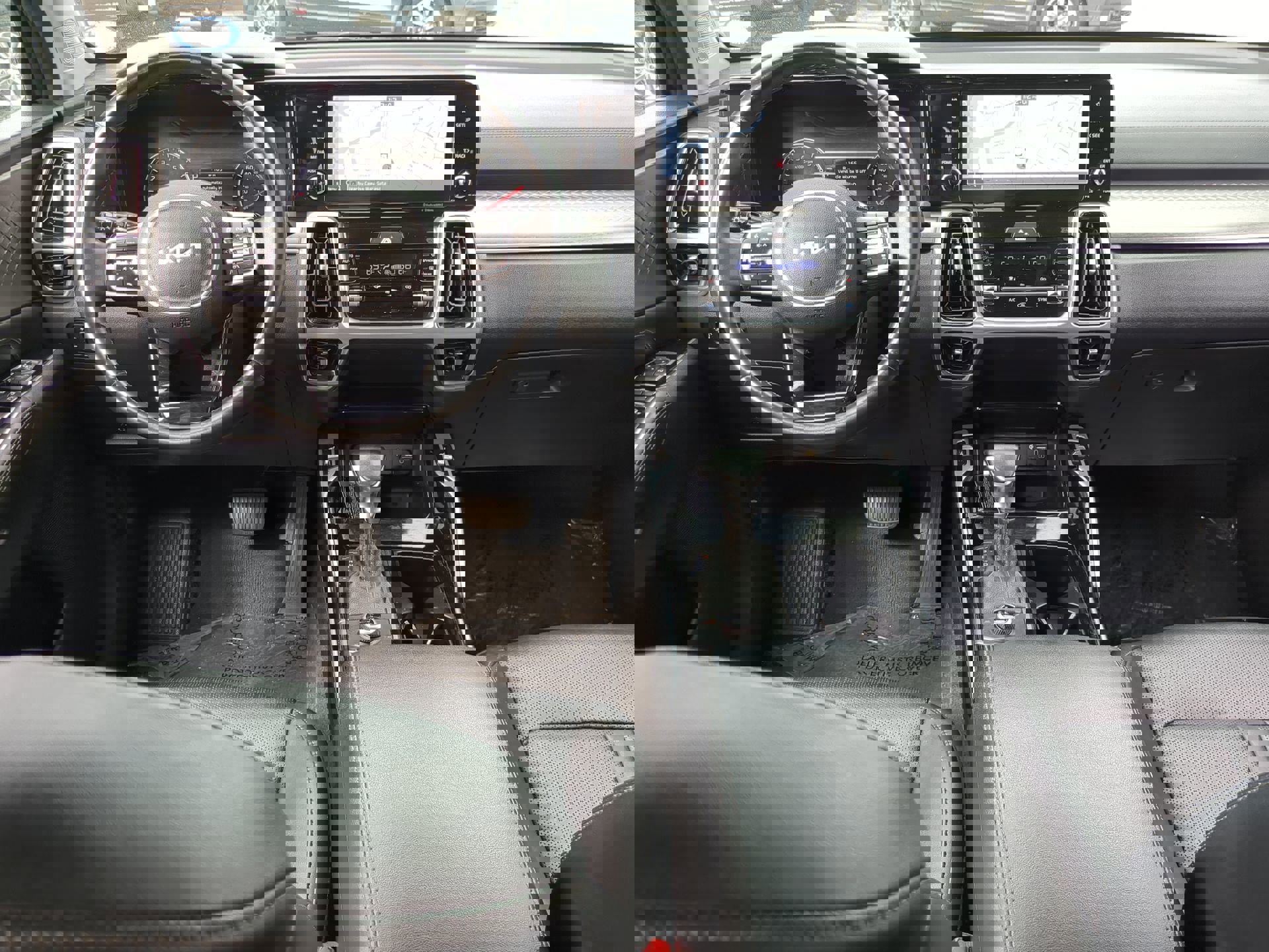 Used 2022 Kia Sorento SX image 15