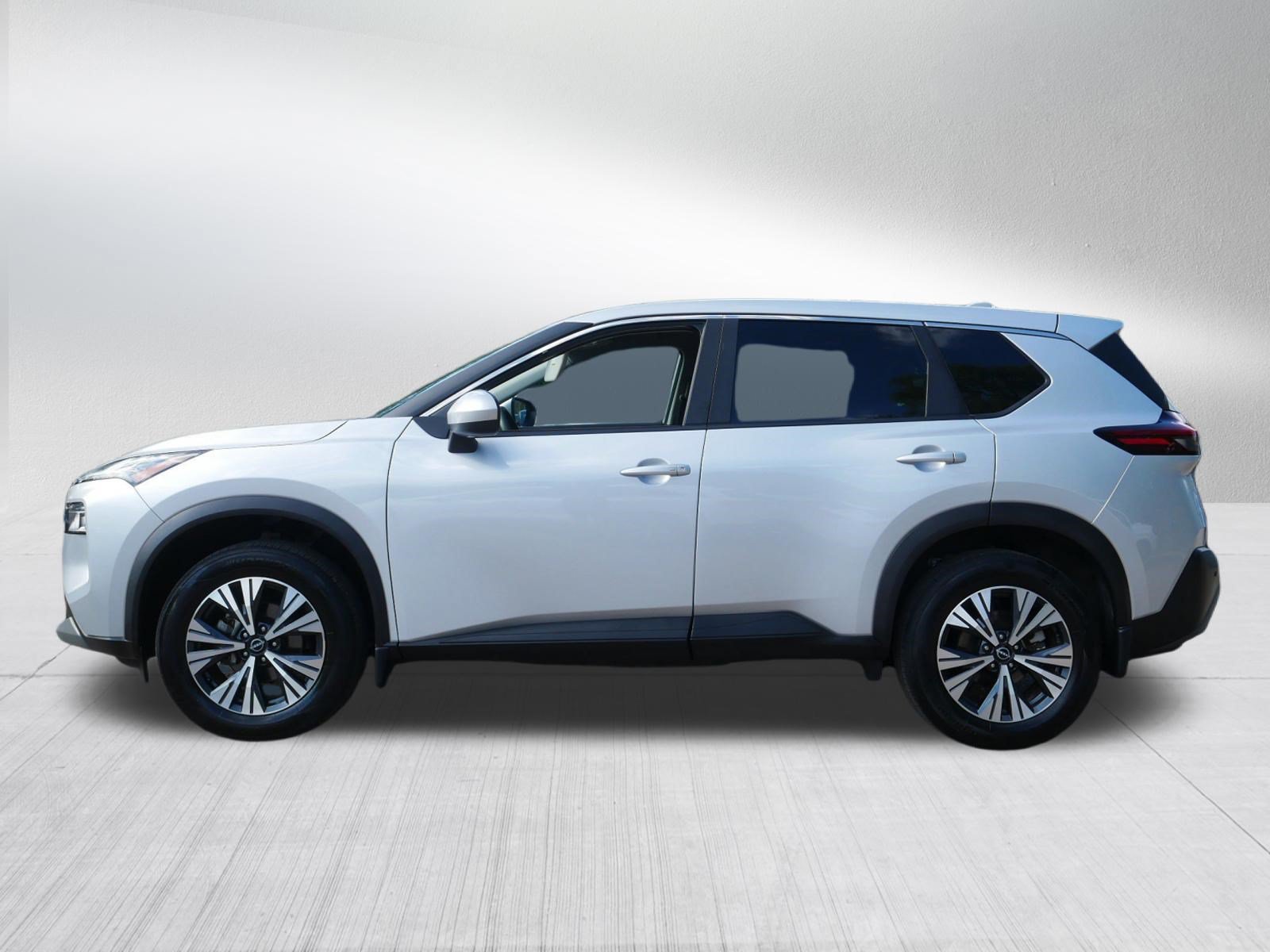 Certified 2023 Nissan Rogue SV AWD/4WD image 4