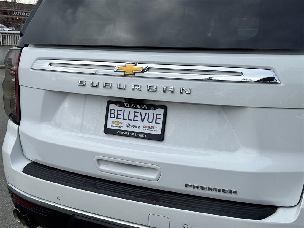 Used 2023 Chevrolet Suburban Premier image 15