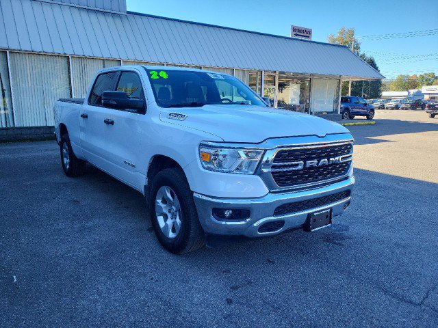 Used 2024 RAM 1500 Lone Star AWD/4WD image 5