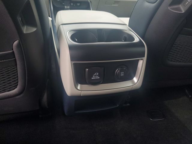 Certified 2025 Kia Carnival SX Prestige FWD image 15