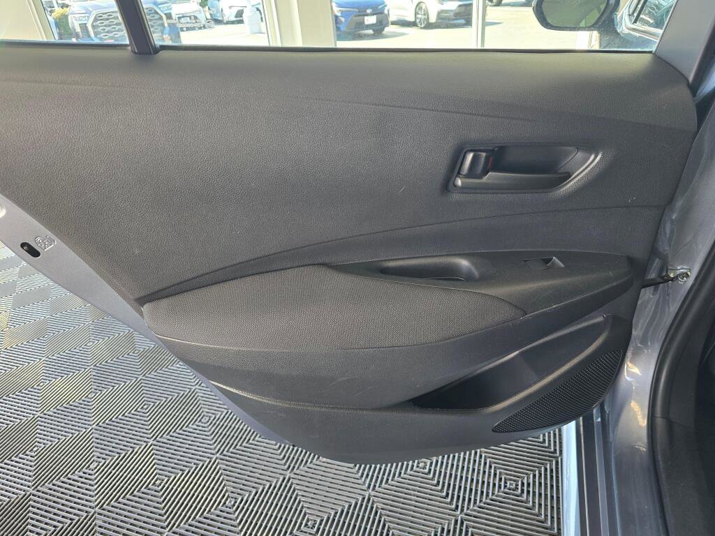Used 2023 Toyota Corolla LE FWD image 36