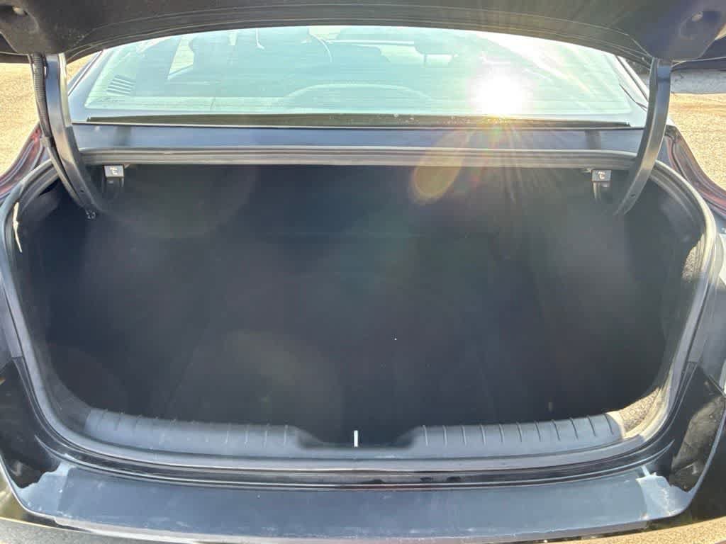 Used 2023 Hyundai Elantra SEL w/ Convenience Package FWD image 10
