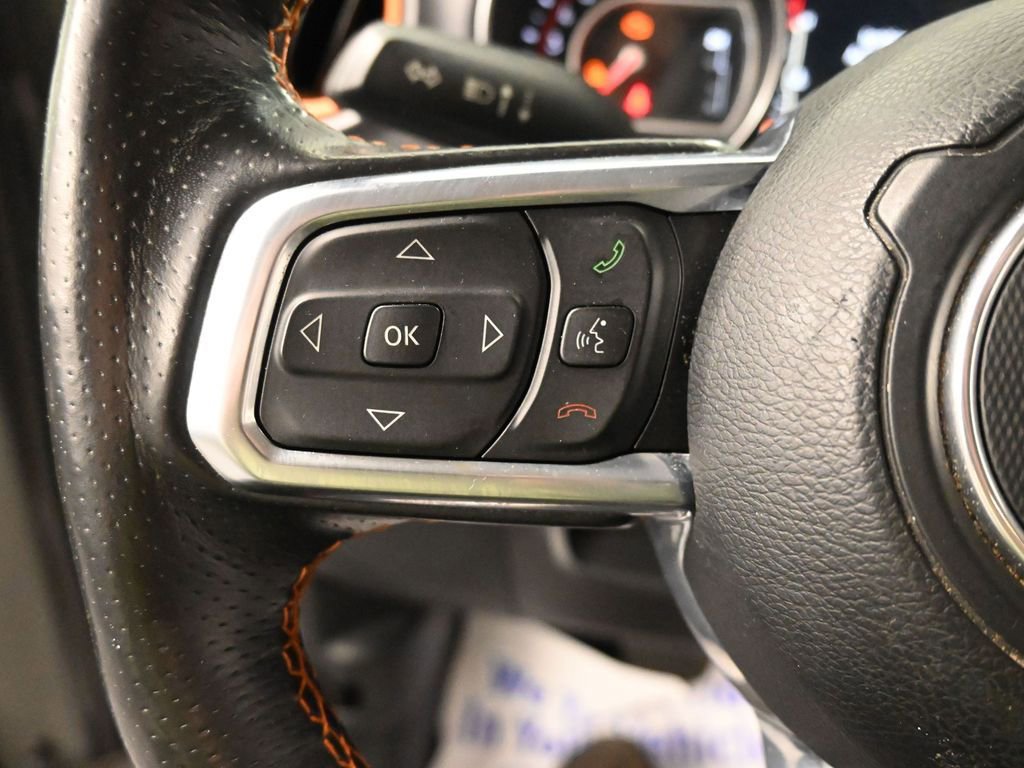 Used 2020 Jeep Gladiator Mojave AWD/4WD image 31