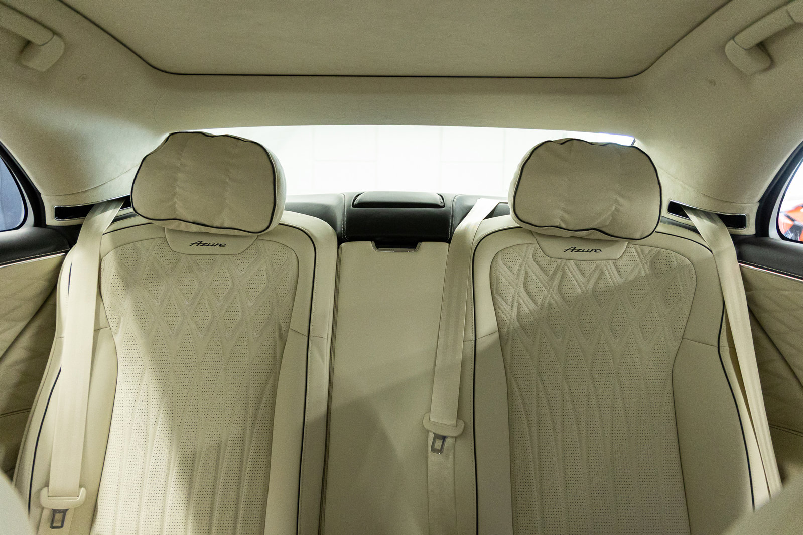 Certified 2026 Bentley Flying Spur Plug-In Hybrid image 41