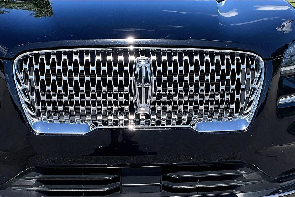 Used 2021 Lincoln Corsair AWD w/ Premium Package image 28